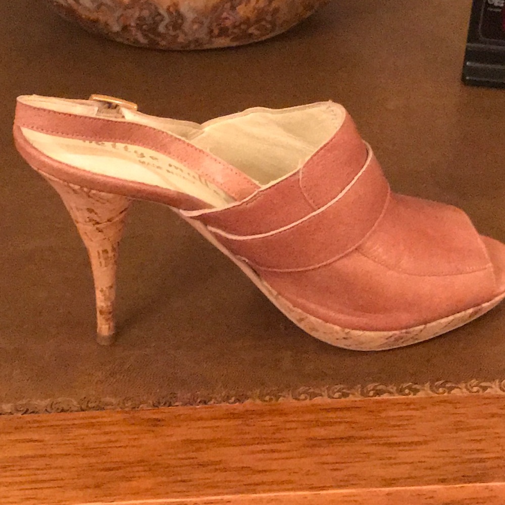 Bettye Muller slings